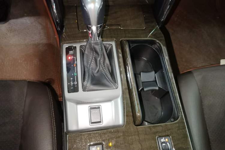 Used Toyota Reiz 2013 2.5V Shangrui Edition
