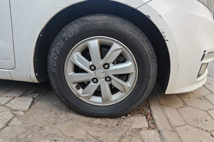 Used Kia K2 2015 Sedan 1.4L MT GLS
