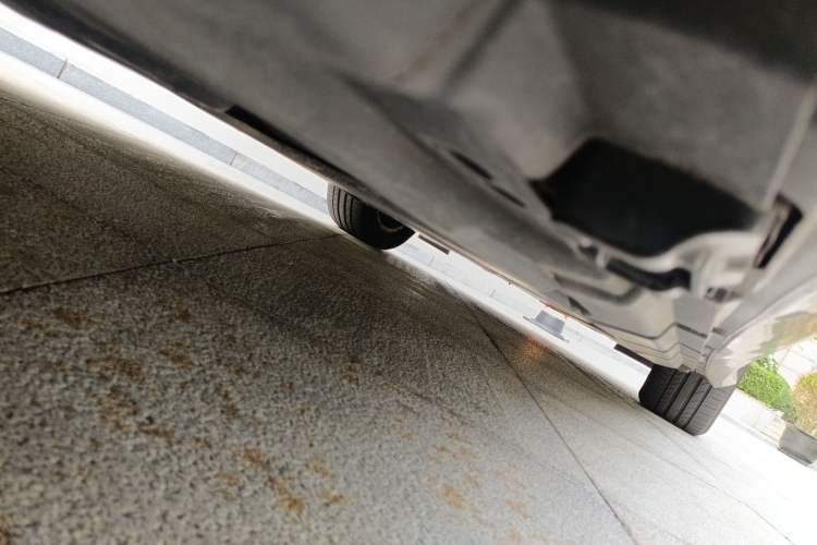 Used Mercedes-Benz R-Class 2017 R 320 4MATIC Business Edition Prestige Model
