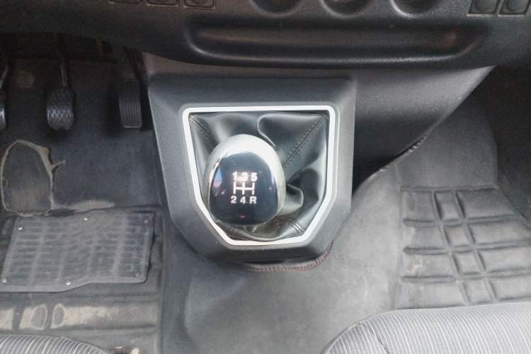 Used JMC Transit 2021 2.8T Space King Taurus Short Wheelbase Mid-Height 6-Seater Diesel Euro VI JX493
