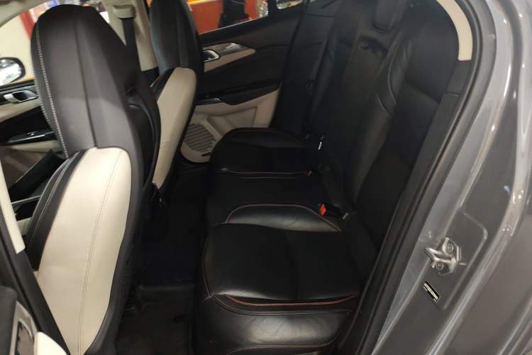 Used Lynk & Co 02 2018 1.5T DCT Two-Wheel Drive Zhaopu Version China V Standard
