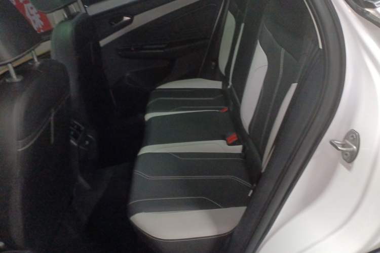 Used Jetta VS7 2024 280TSI Automatic Glory Edition
