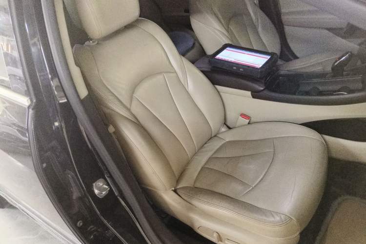 Used Buick LaCrosse 2016 20T Leading Model
