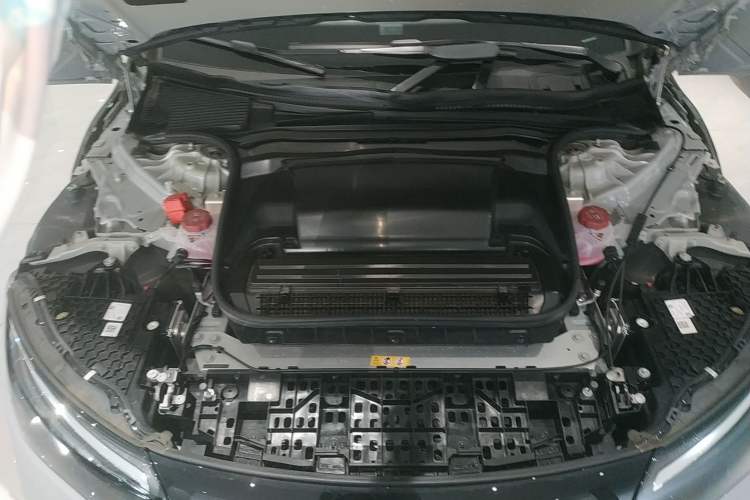 Used Mercedes-Benz EQE 2022 350 Pioneer Edition
