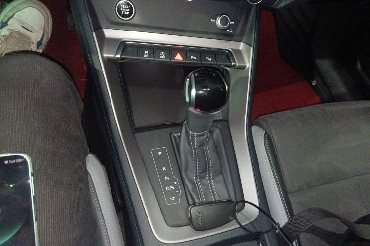 Used Audi Q3 2023 35 TFSI Fashion Dynamic Model (1.4T)
