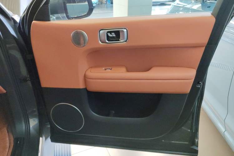 Used Li Auto L6 2024 PRO Model
