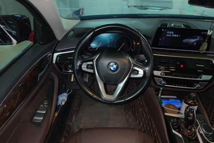 Used BMW 5 Series 2019 525Li Luxury Package
