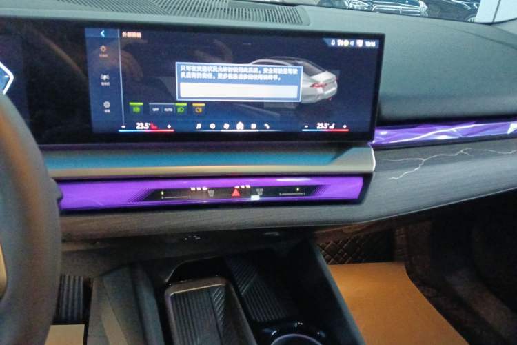 Used BMW 5 Series 2025 530Li Luxury Edition M Sport Package
