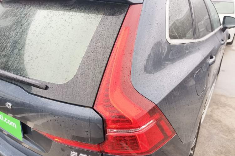 Used Volvo XC60 2023 B5 4x4 Smart Luxury Edition
