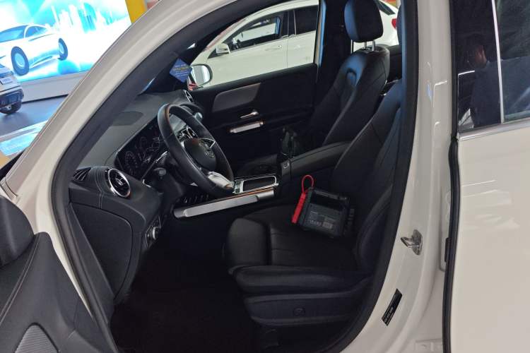 Used Mercedes-Benz GLB 2024 GLB 200 Dynamic Edition
