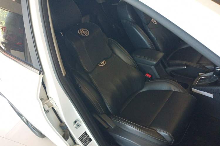 Used MG ZS 2018 1.5L Automatic Luxury Edition China V Standard
