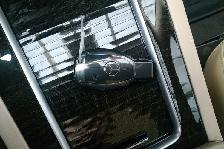 Used Mercedes-Benz GLK-Class 2015 GLK 300 4MATIC Fashion Edition Ultimate Version
