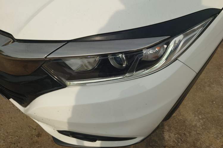 Used Honda Vezel 2020 1.5L CVT Elite Edition
