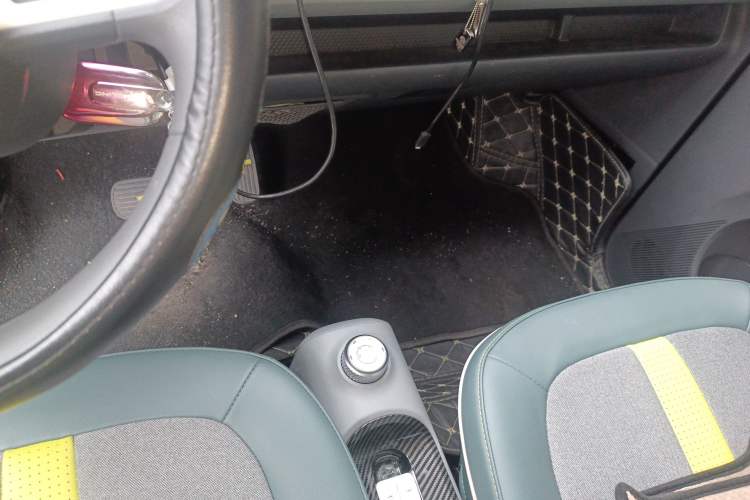 Used Wuling Hongguang MINIEV 2022 GAMEBOY 200km Gaming Edition with Lithium Iron Phosphate
