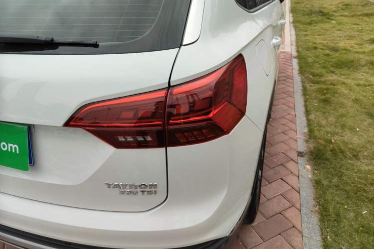 Used Volkswagen Tayron 2019 330TSI Two-Wheel Drive Luxury Model China VI Standard