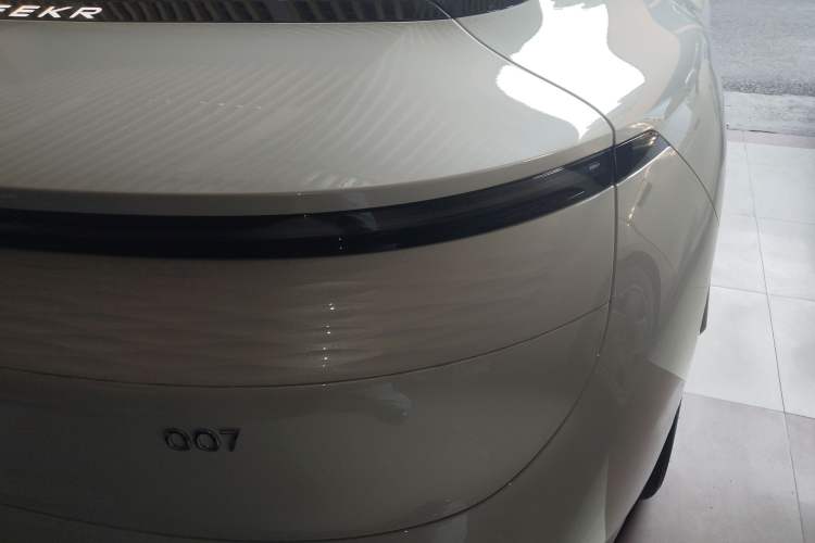 Used Zeekr 007 2024 Rear-Drive Intelligent Driving Version 75 kWh
