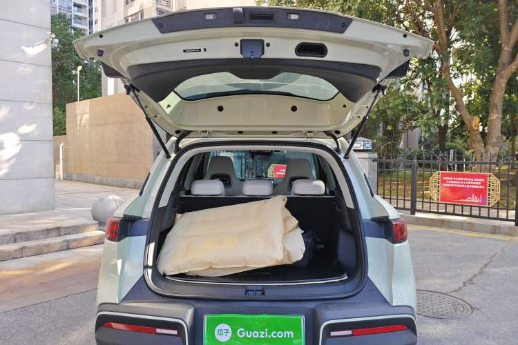 Used BYD Yuan UP 2025 Intelligent Driving Version 401 km Beyond-Range Edition