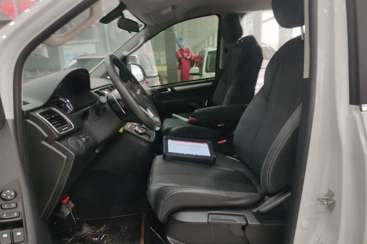 Used SAIC MAXUS G20 2023 ES 2.0T Gasoline Automatic Value Edition