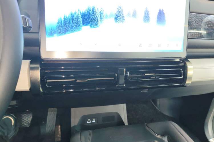 Used  03T 2024 520km Two-Wheel Drive Long-Range Version