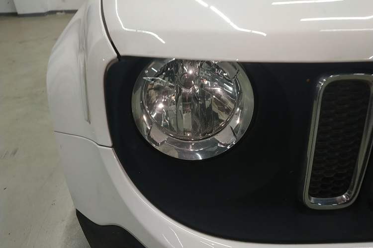 Used  Renegade 2017 180T Automatic Jingneng Edition
