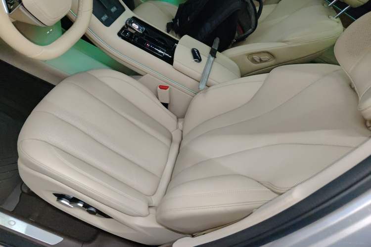 Used Hima AITO M7 2024 1.5T Rear-Drive Plus Version 5 Seats
