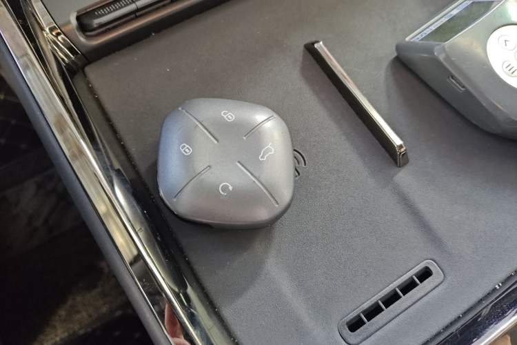 Used  Shanhai L6 2024 1.5TD DHT ULTRA
