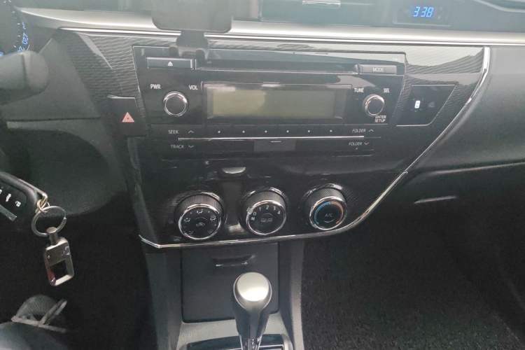 Used Toyota Corolla 2017 1.2T CVT GL-i Leather Edition
