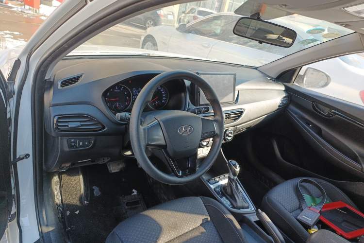 Used Hyundai Celesta 2018 1.6L Automatic GL Enjoyment Edition China VI compliant