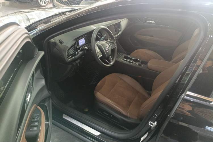 Used Buick Regal 2022 552T Smart Edition
