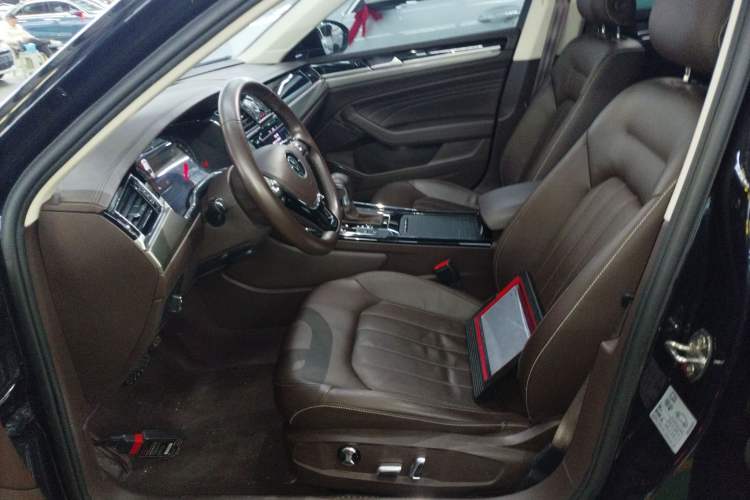 Used Volkswagen Phideon 2021 380TSI Luxury Edition