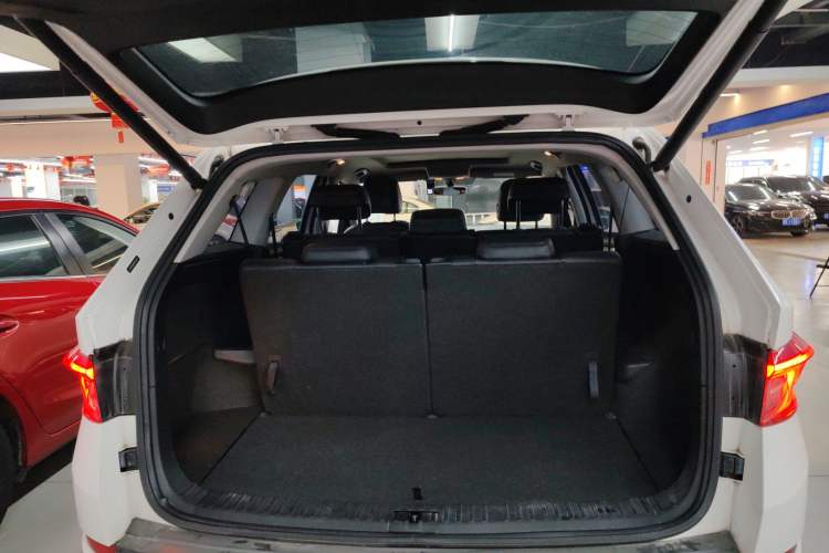 Used Skoda Kodiaq 2017 TSI330 7-Seater Two-Wheel-Drive Luxury Edition
