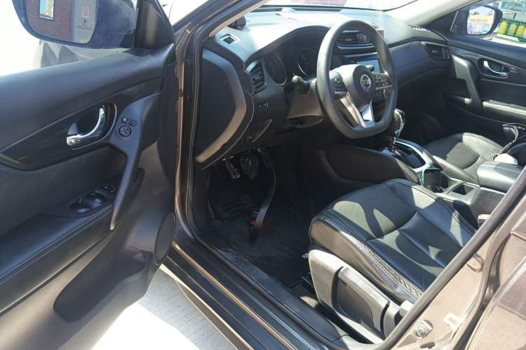 Used Nissan X-Trail 2017 2.0L CVT Comfort Edition 2WD