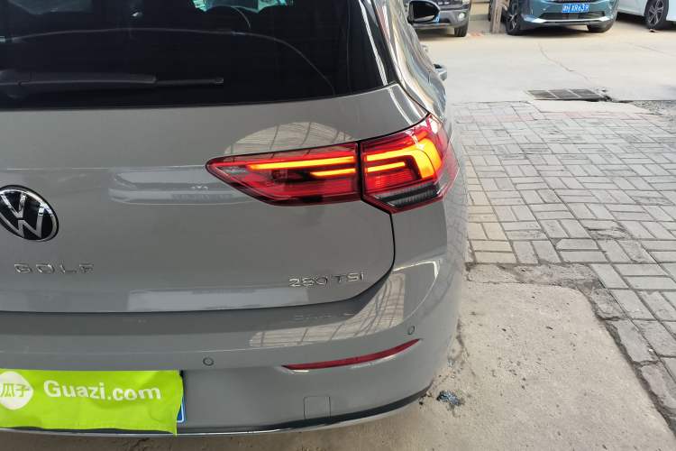 Used Volkswagen Golf 2023 Facelift 280TSI DSG Pro
