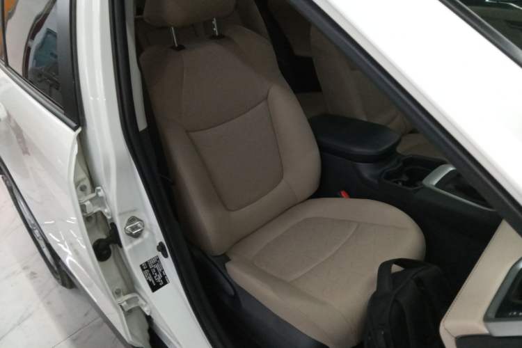 Used Toyota RAV4 2020 2.0L CVT Two-Wheel Drive Fashion Edition
