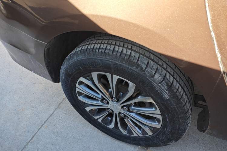 Used Buick GL8 2020 Land Cruiser Executive Class 652T Comfort Model
