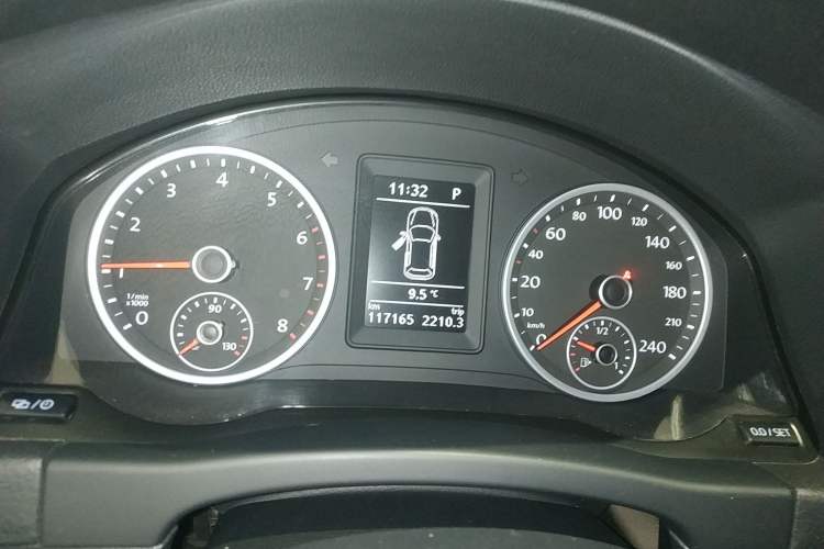 Used Volkswagen Tiguan 2017 300TSI Automatic Two-Wheel Drive Silk Road Luxury Edition
