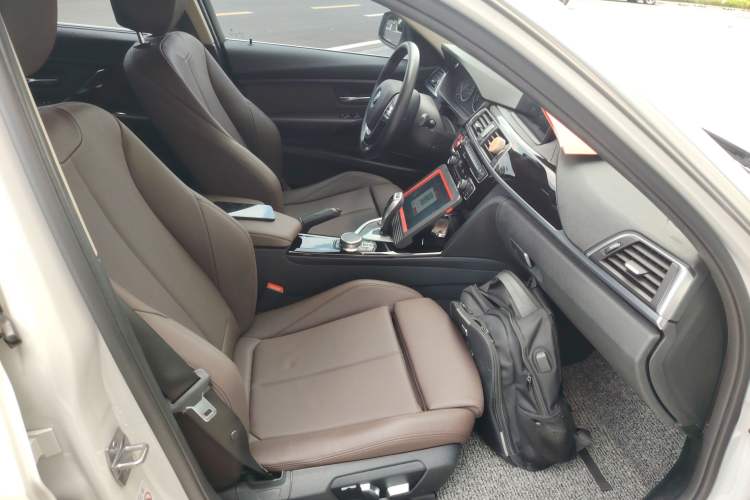 Used BMW 3 Series 2019 320Li Fashion Model
