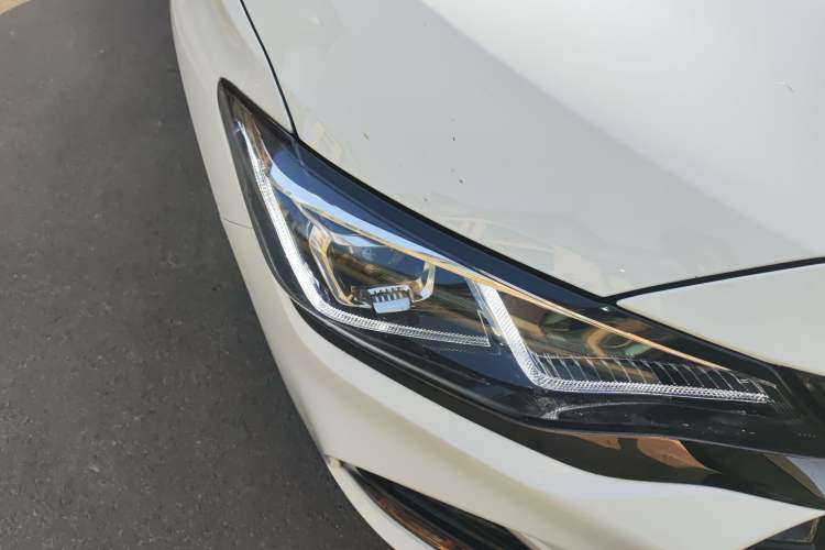 Used Chevrolet Monza 2019 RS 330T Automatic Comfort Edition China VI Standard