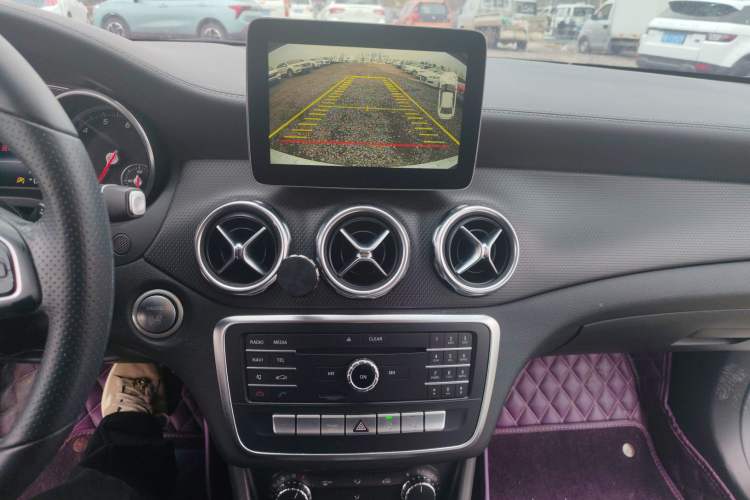 Used Mercedes-Benz GLA 2017 GLA 200 Fashion Model