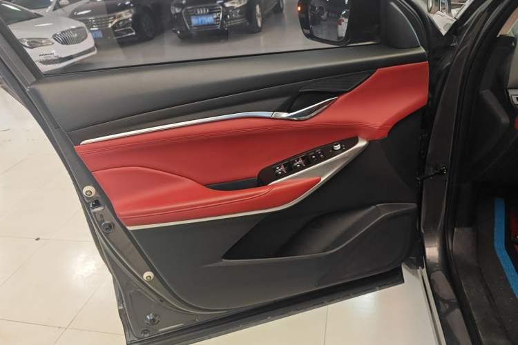 Used Changan CS75 PLUS 2021 1.5T Automatic Prestige Model
