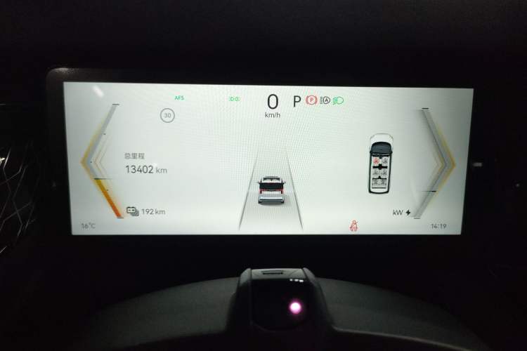 Used Zeekr 009 2022 WE Edition
