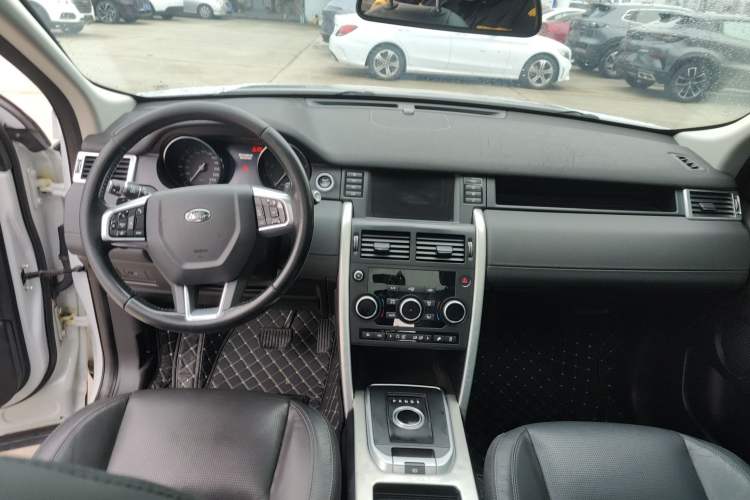 Used Land Rover Discovery Sport 2016 2.0T Limited Edition
