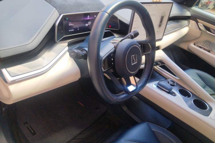 Used Zeekr 001 2023 WE Edition 100 kWh
