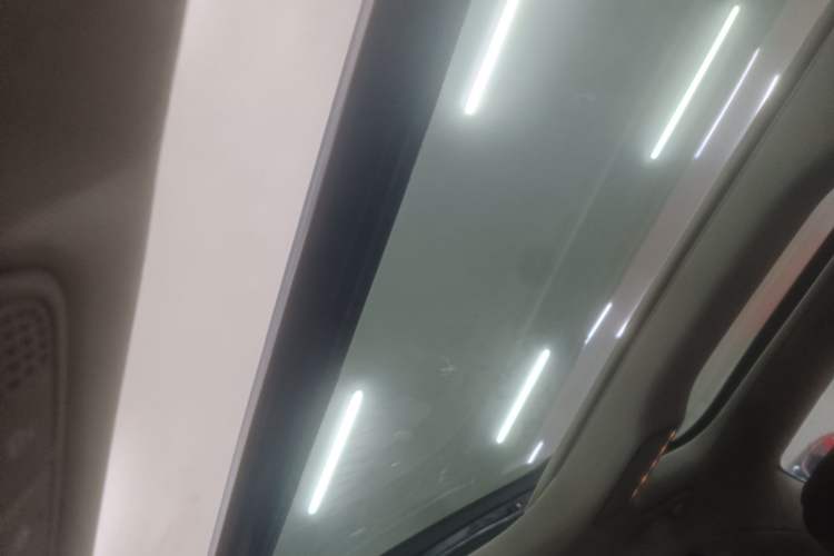 Used Mercedes-Benz E-Class New Energy 2022 Facelift E 350 e L Plug-in Hybrid Sedan
