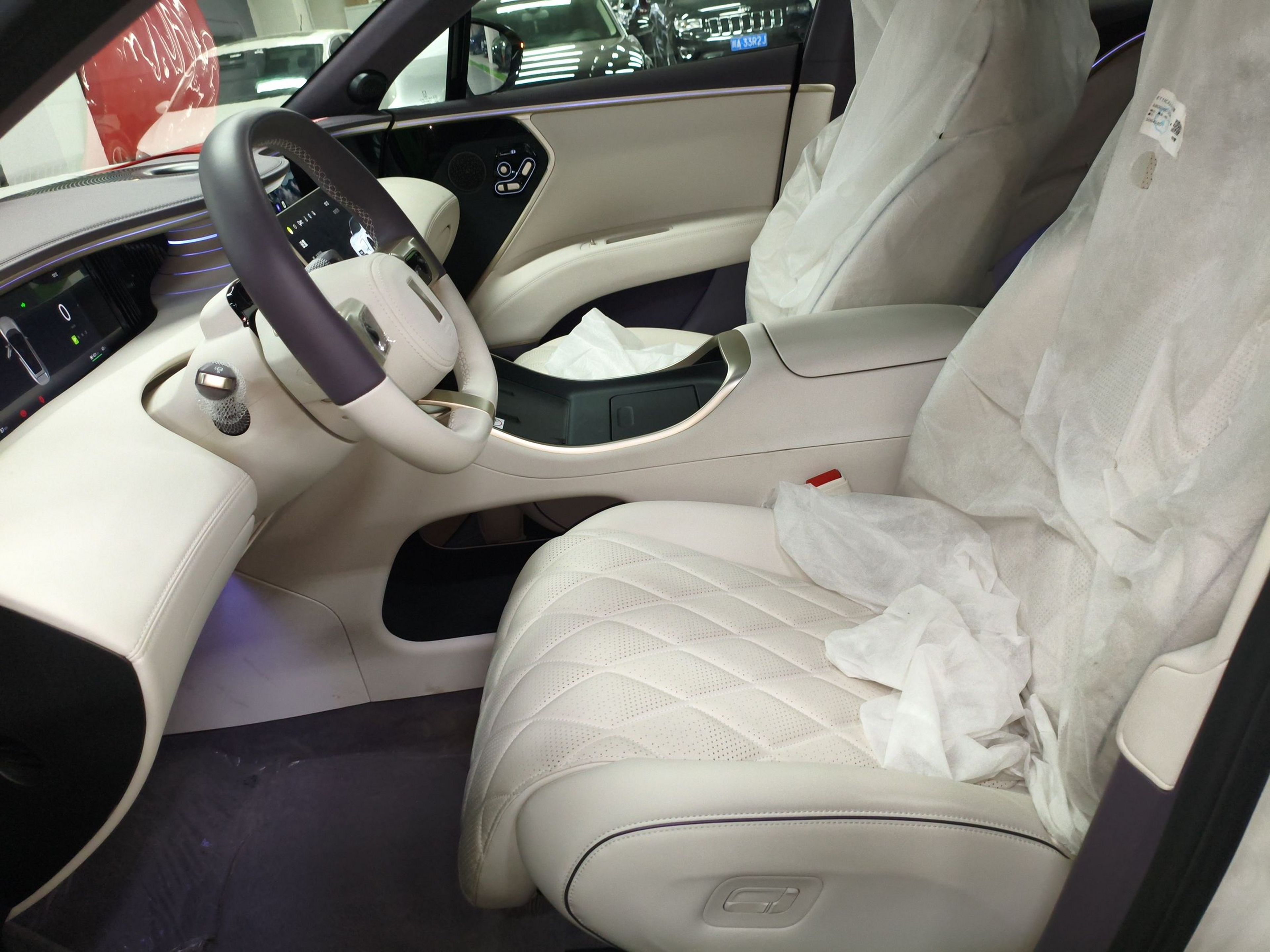 Переднее сиденье в автомобиле