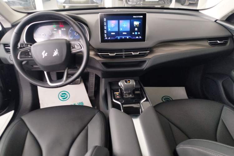 Used Hongqi E-QM5 2023 Revised Version Basic Travel Edition
