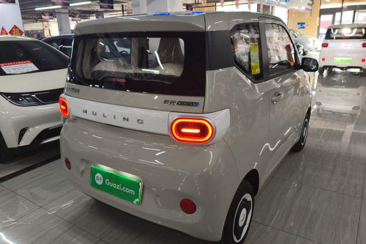 Used Wuling Hongguang MINIEV 2024 3rd Generation 215km Youth Edition