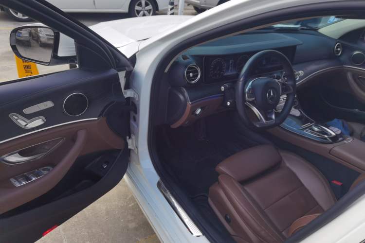 Used Mercedes-Benz E-Class 2016 E 200 L Sport Edition
