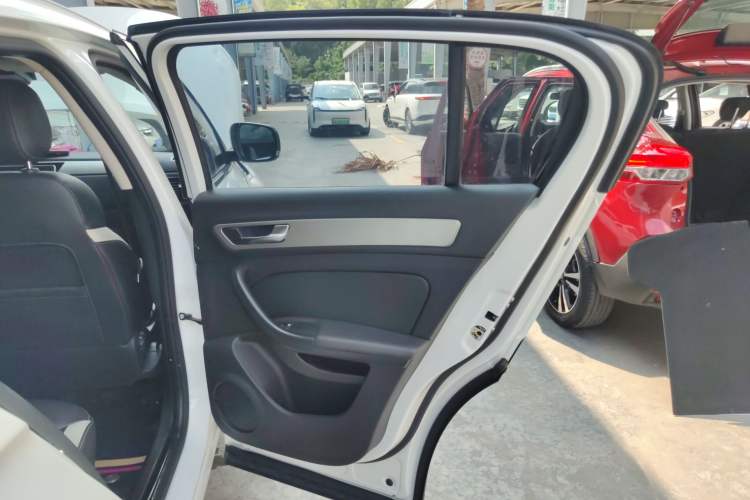 Used Qoros 5 2019 Qoros 5S 1.6 TGDI Prestige Model
