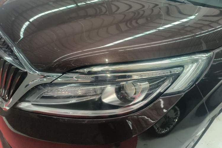 Used Buick GL8 2017 ES 28T Comfort Model China V Standard
